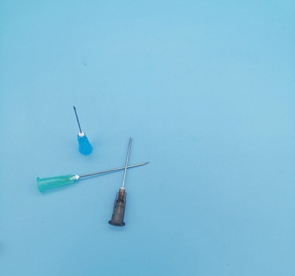 Di Grey Disposable Syringe Needles Side del foro diametro blu 1.8mm 15G fuori